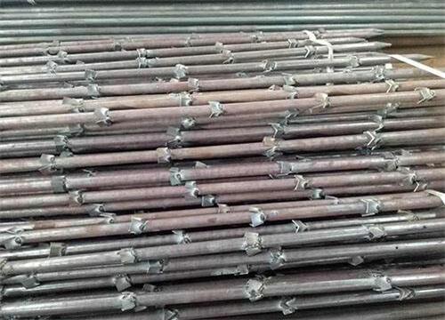 西峡隧道钢花管